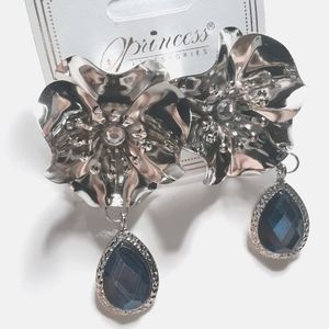 Princess Accessories Silver Flower Earrings